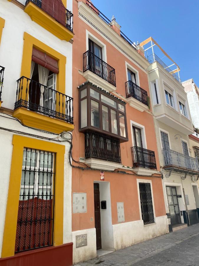 Aym Places Maestranza Apartment Sevilla Bagian luar foto