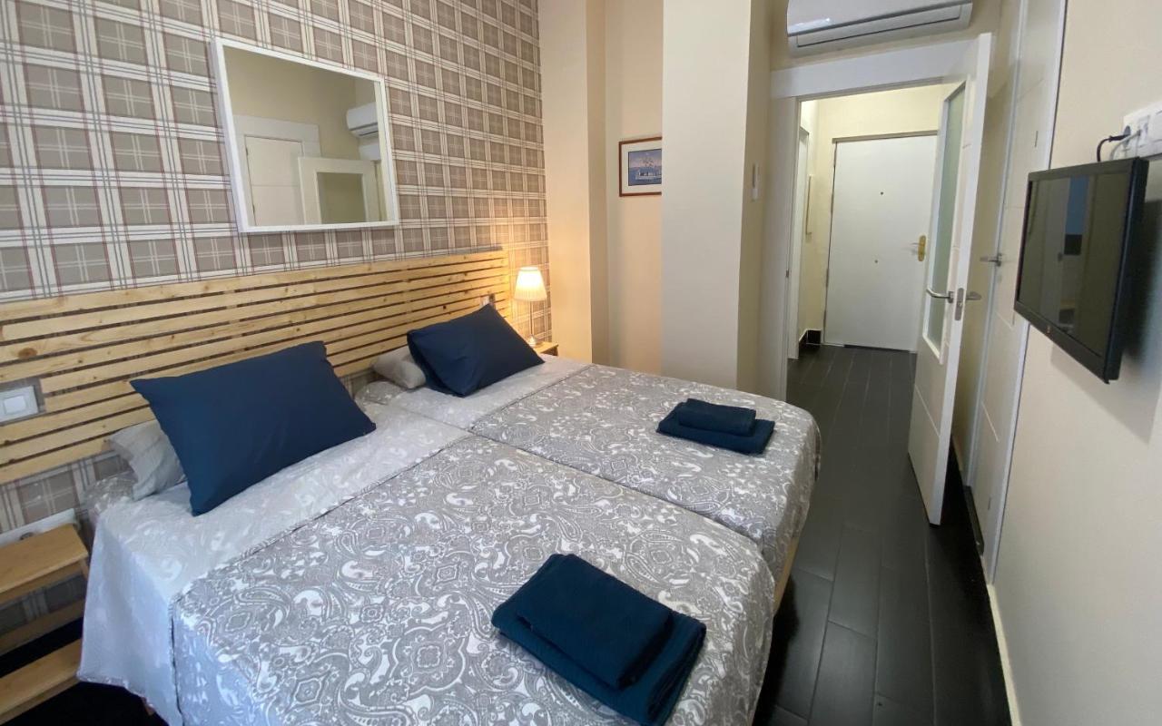 Aym Places Maestranza Apartment Sevilla Bagian luar foto